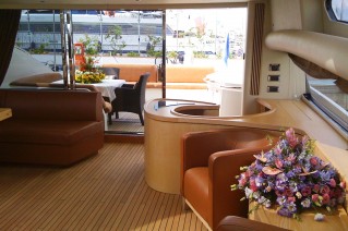 Yacht GIGIOLE -  Saon looking aft